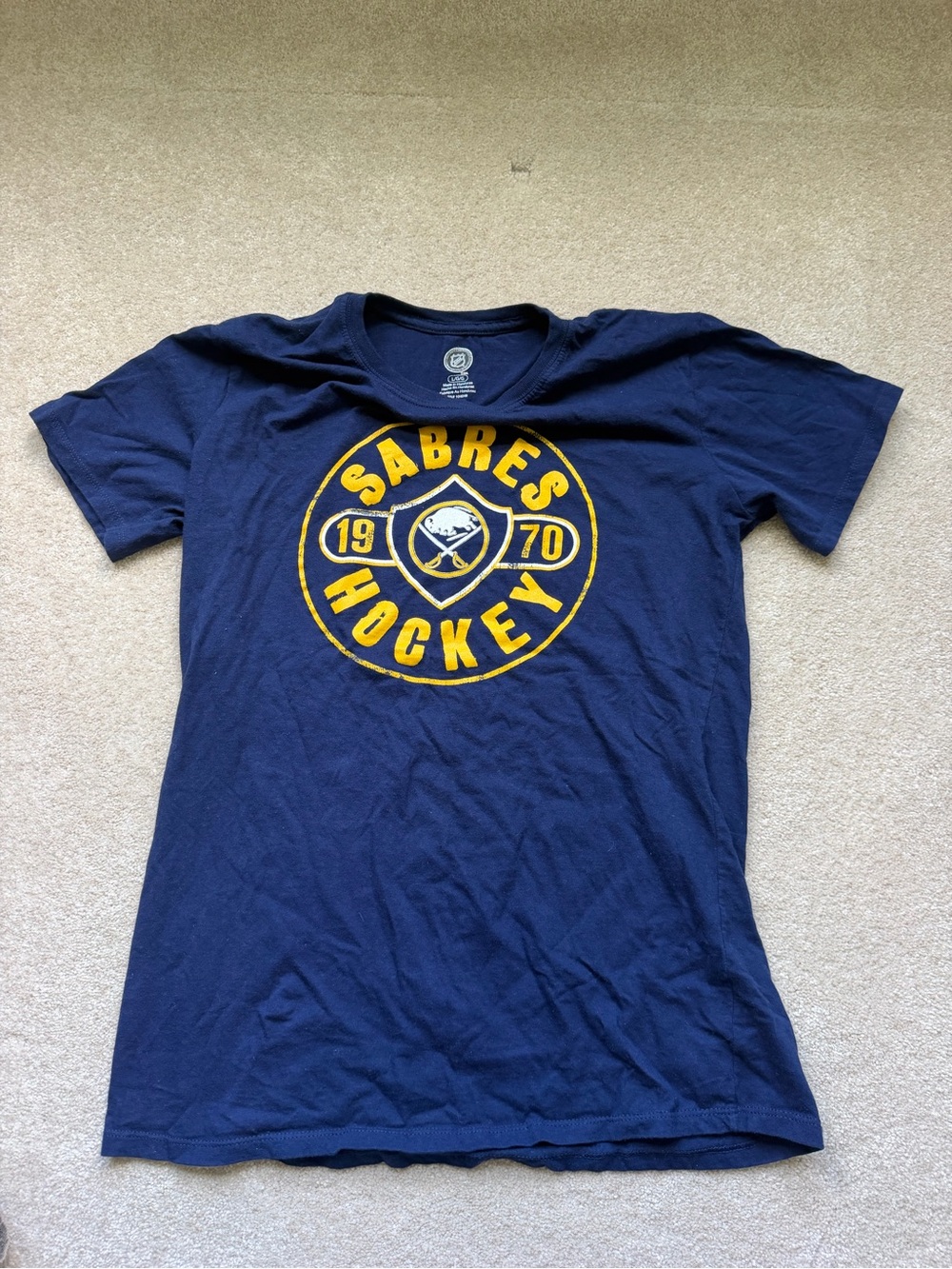 Vintage NHL Navy and Yellow Sabres Hockey Logo Tee